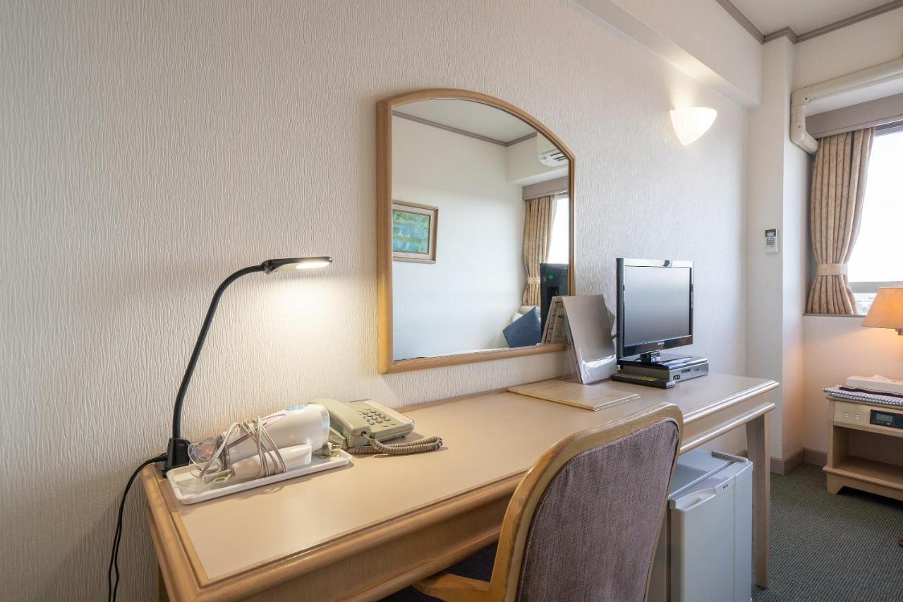 Tabist Hotel Ginga Kisarazu Exterior photo